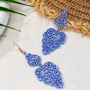NEW Periwinkle Blue Lacey Drop Lightweight Blue Filigree Earrings